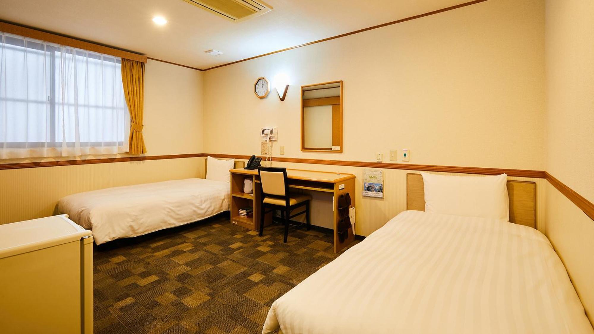 Toyoko Inn Tokyo Tozai-Sen Nishi-Kasai Buitenkant foto