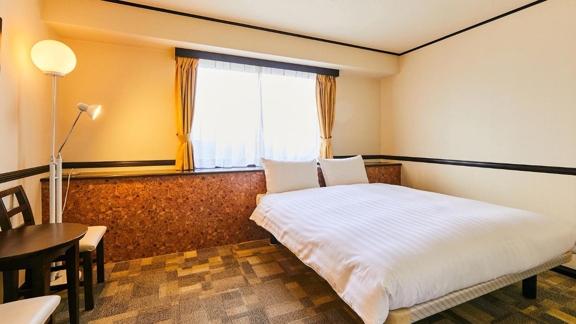 Toyoko Inn Tokyo Tozai-Sen Nishi-Kasai Buitenkant foto