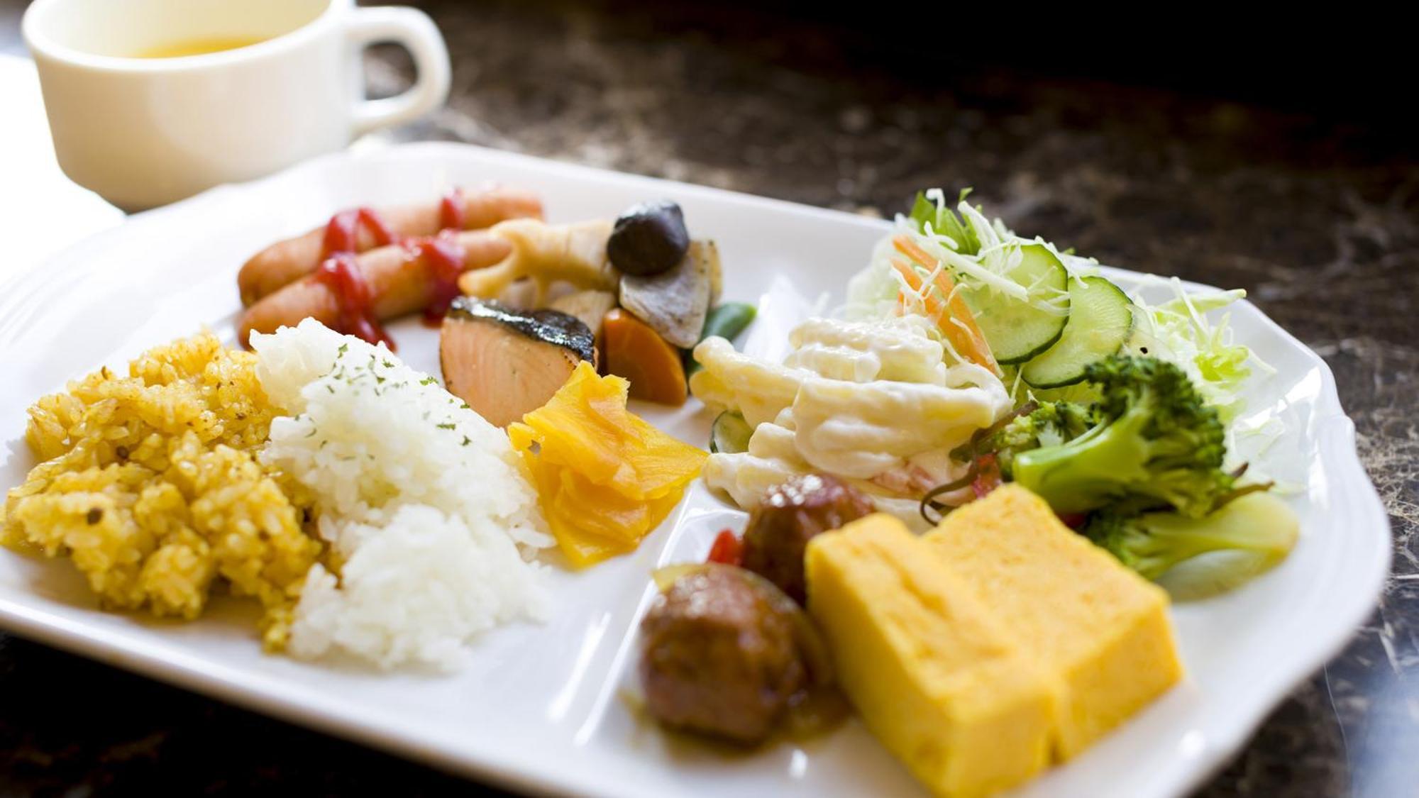 Toyoko Inn Tokyo Tozai-Sen Nishi-Kasai Buitenkant foto